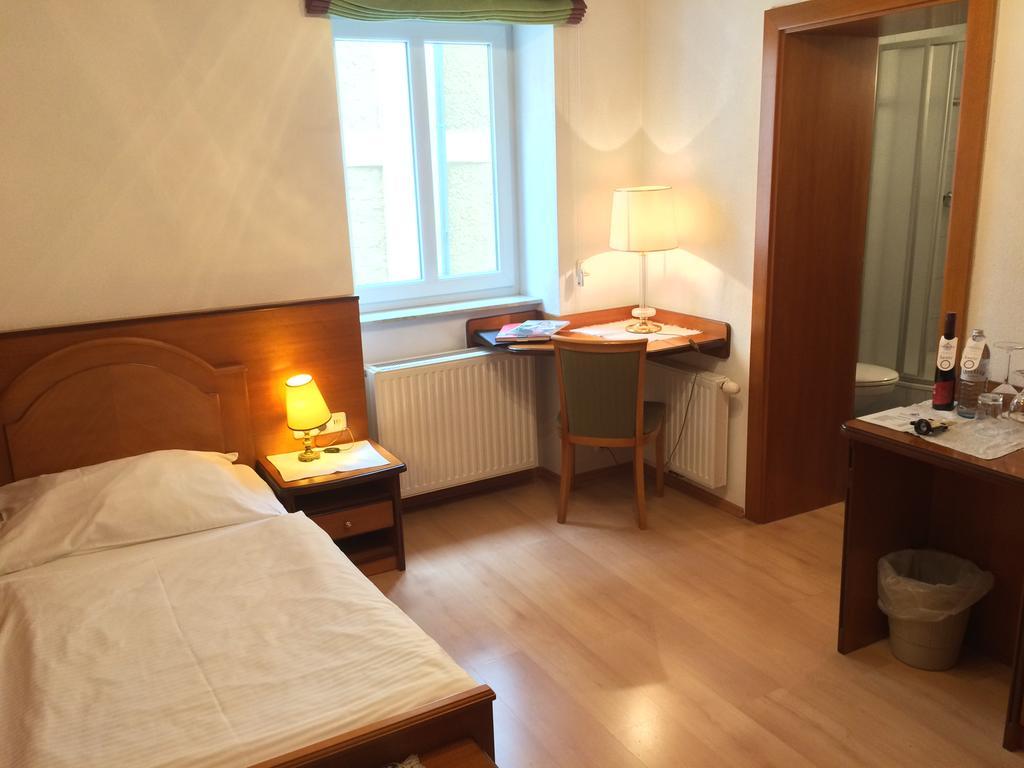 Seehotel Schwan Гмунден Екстер'єр фото